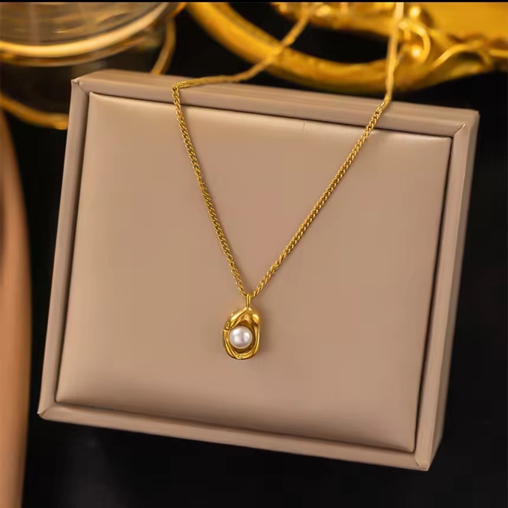 Pearl Necklace 18K Gold Stainless Steel Retro
Stainless Steel Necklace - Picture 6 of 10